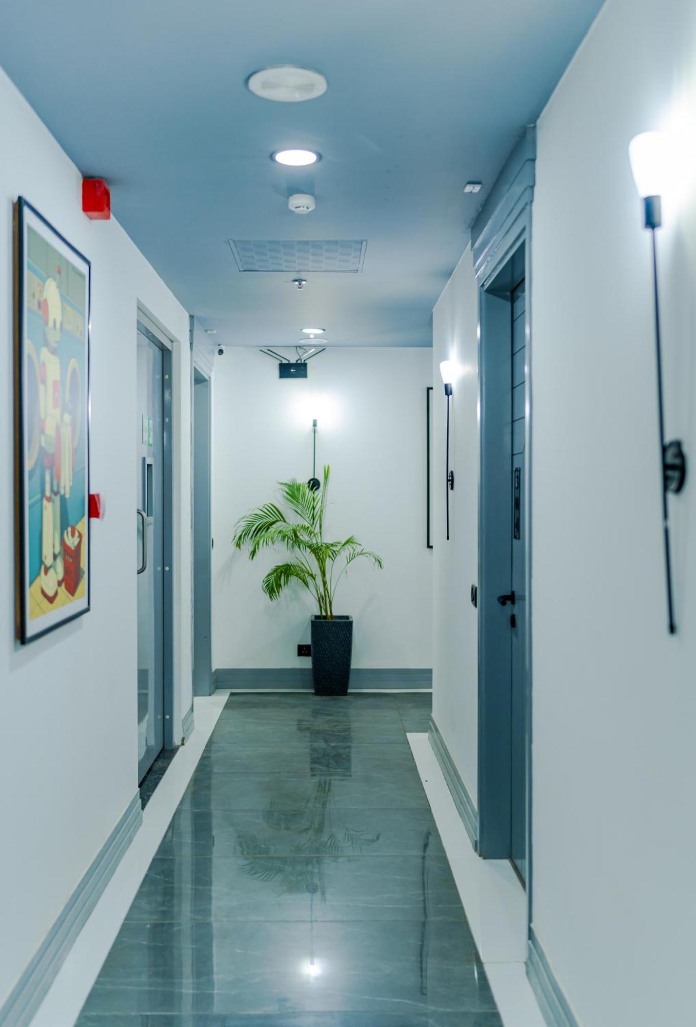 Bedchambers Luxury Apartment Near Golf Course Road Gurgaon Exterior foto
